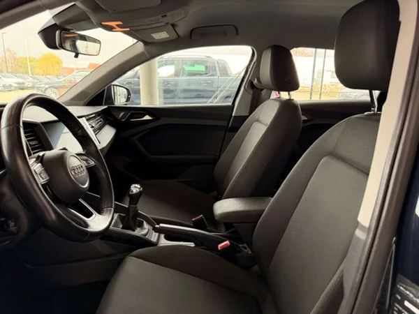 Audi A1 Sportback (2019) — foto 2 van 19