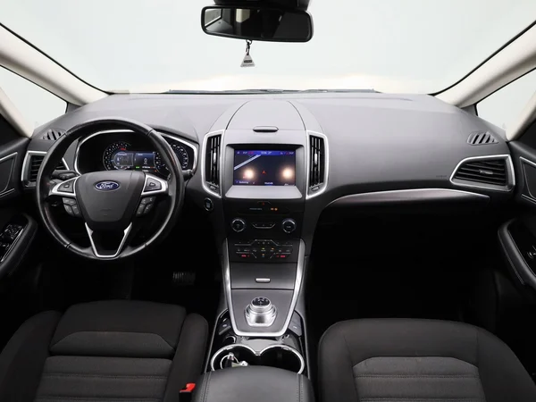 Ford S-Max (2022) — foto 31 van 41