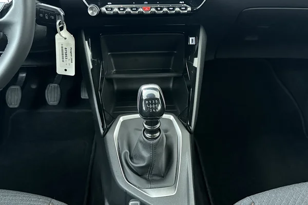 Peugeot 2008 (2025) — foto 4 van 19