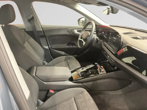 AUDI A5 Avant (2025) — foto 8 van 24