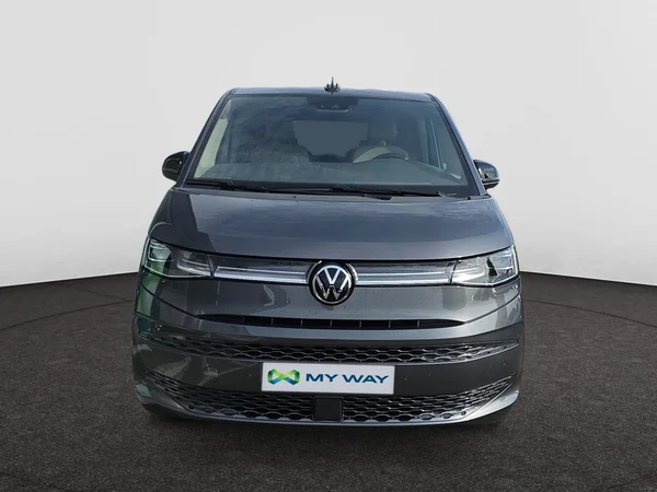 VOLKSWAGEN Multivan T7 (2023) — foto 23 van 24