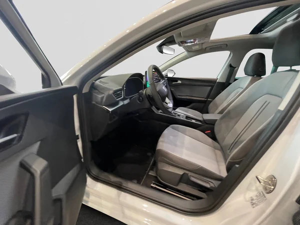 SEAT Leon (2025) — foto 17 van 24