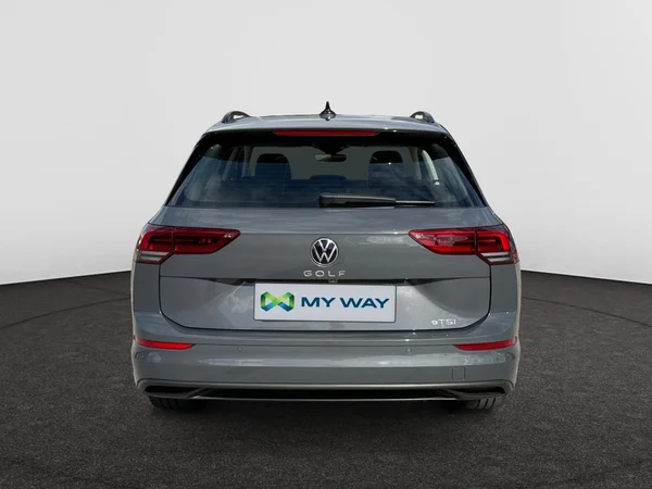 VOLKSWAGEN Golf VIII SW (2024) — foto 17 van 19