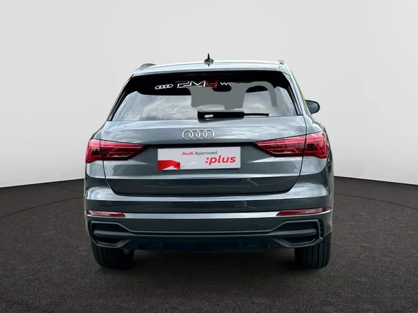 AUDI Q3 (2024) — foto 12 van 17
