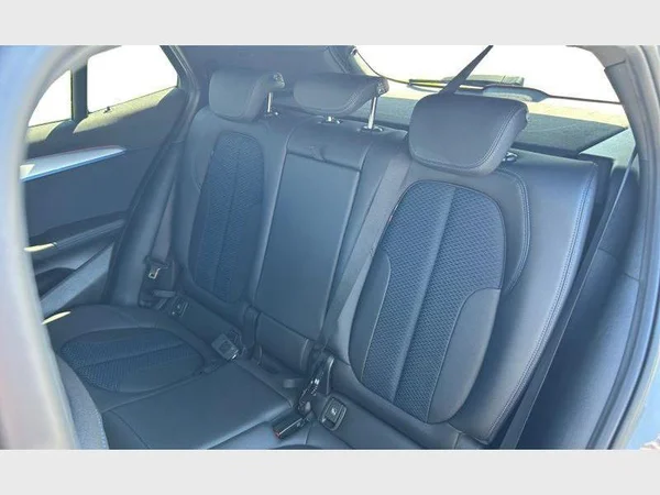 BMW X2 (2022) — foto 2 van 29