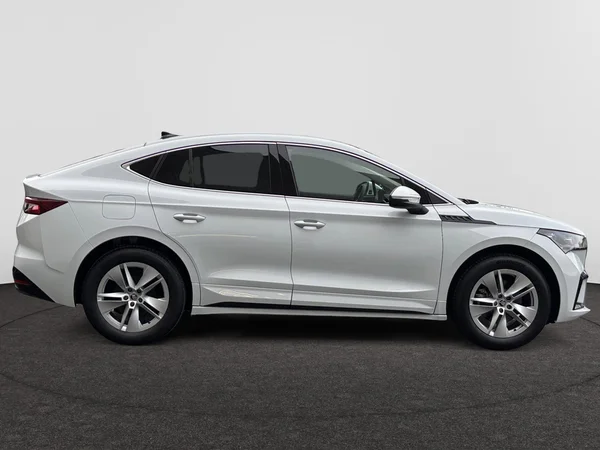 SKODA Enyaq Coupé (2023) — foto 17 van 24
