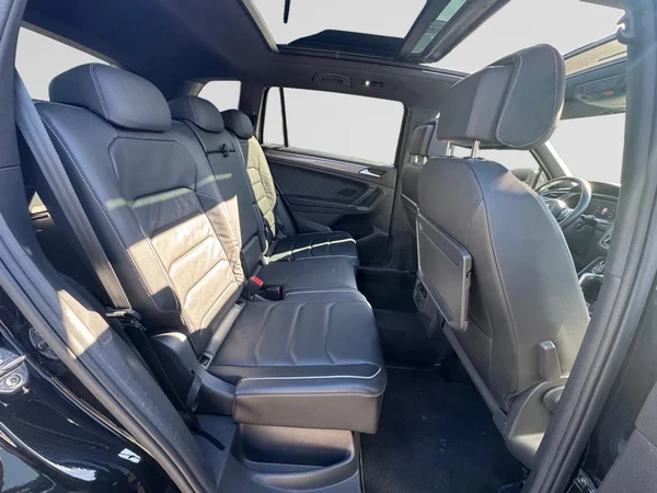 VOLKSWAGEN Tiguan Allspace (2019) — foto 17 van 17