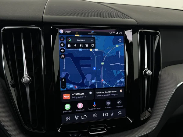 VOLVO XC60 (2024) — foto 10 van 32