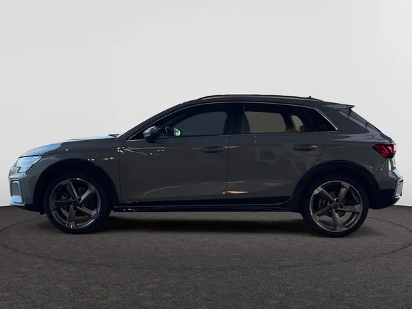 AUDI A3 Alltstreet (2025) — foto 16 van 21