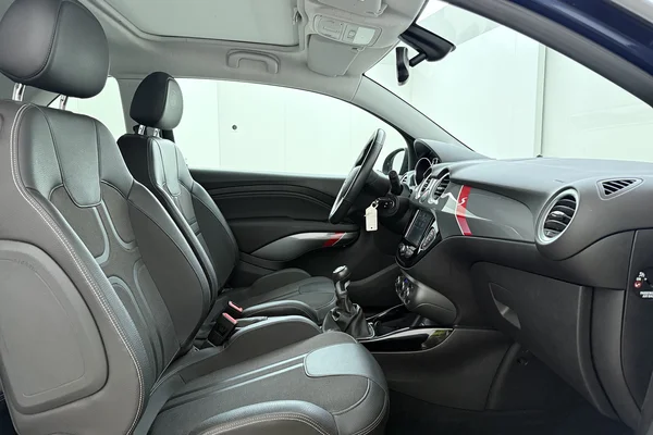 Opel Adam Rocks S (2018) — foto 18 van 20