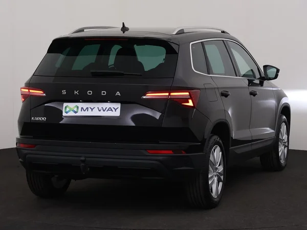 SKODA Karoq (2025) — foto 9 van 18