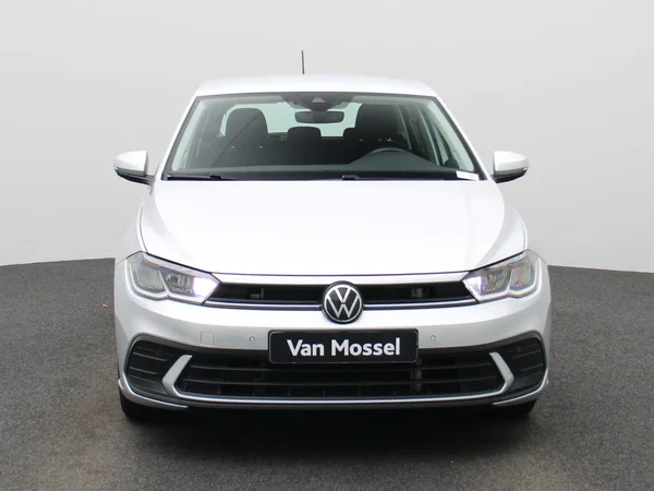Volkswagen Polo (2022) — foto 23 van 38