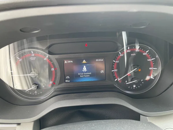 Maxus Deliver9 (2023) — foto 4 van 9