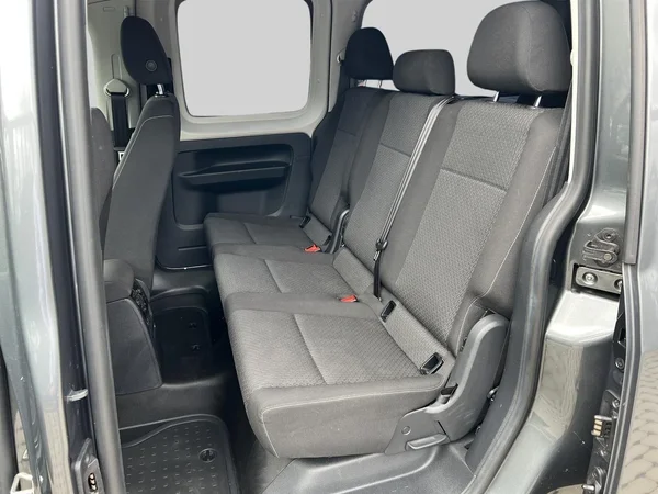 Volkswagen Caddy (2017) — foto 6 van 21