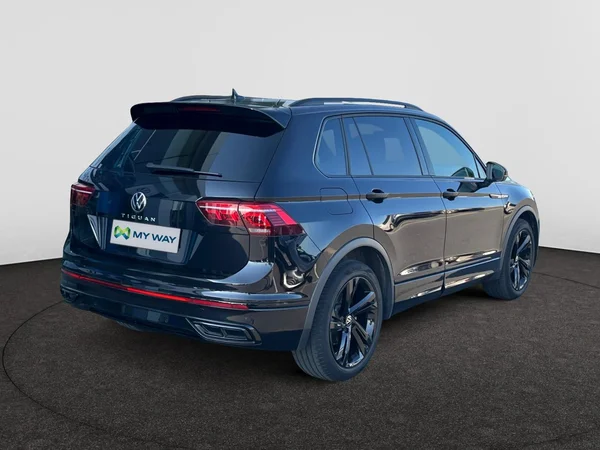 VOLKSWAGEN Tiguan (2023) — foto 12 van 24