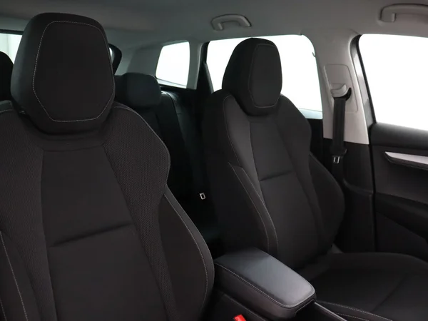 SKODA Karoq (2024) — foto 19 van 19