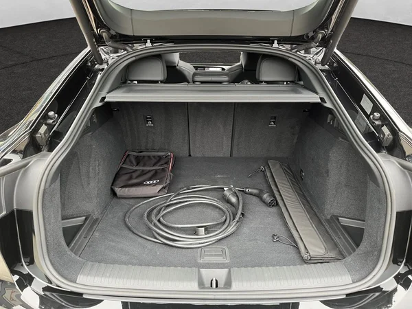 AUDI Q6 Sportback e-tron (2025) — foto 11 van 19