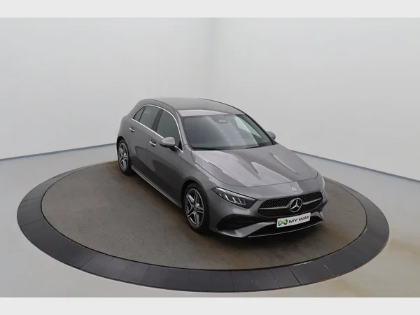 MERCEDES-BENZ A 200 (2024) — foto 21 van 25