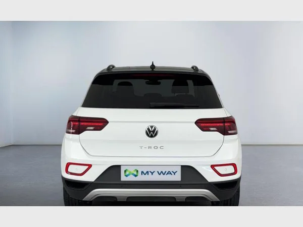 Volkswagen T-Roc (2024) — foto 22 van 24