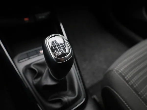 Kia Stonic (2021) — foto 15 van 39