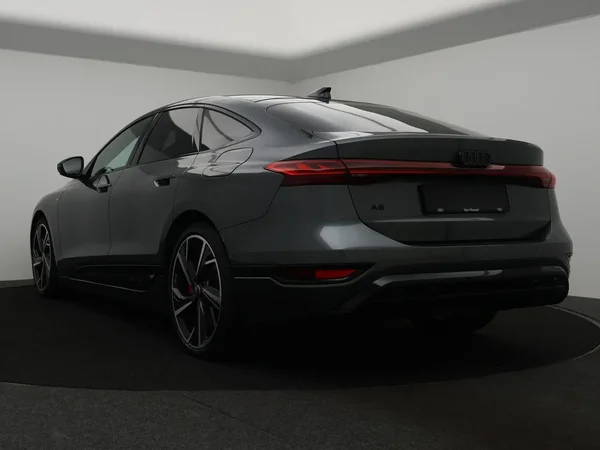 Audi A6 Sportback e-tron (2025) — foto 23 van 37