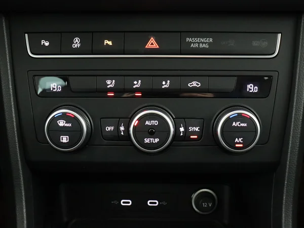 SEAT Ateca (2021) — foto 17 van 28