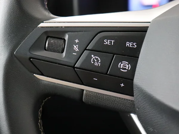 SEAT Leon (2023) — foto 9 van 26