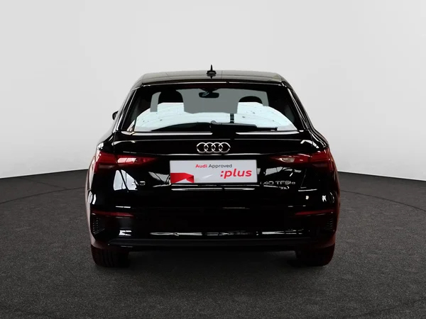 AUDI A3 Sportback (2024) — foto 15 van 16