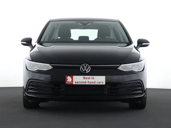 VOLKSWAGEN Golf (2024) — foto 26 van 28