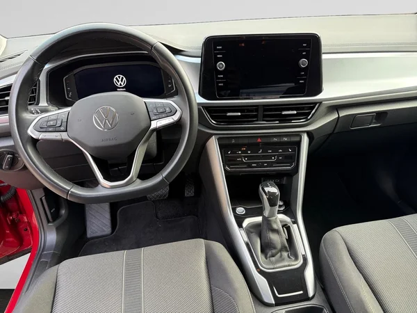 VOLKSWAGEN T-Roc (2024) — foto 3 van 23
