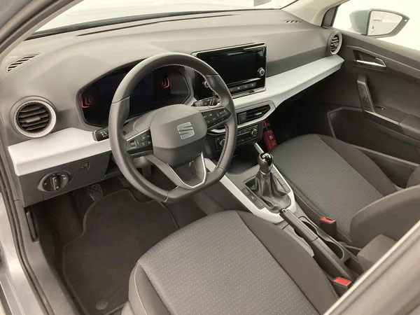 SEAT Arona (2024) — foto 33 van 35
