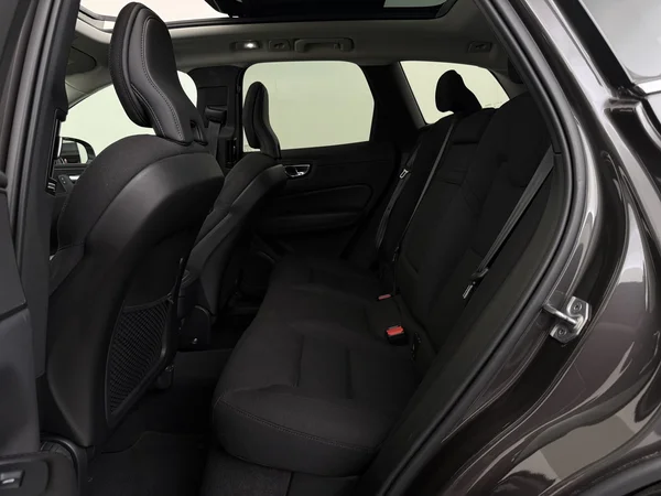 VOLVO XC60 (2022) — foto 5 van 30