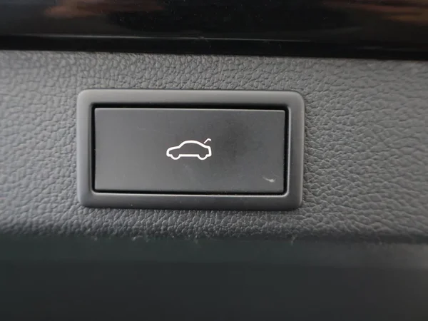 Škoda Superb (2023) — foto 3 van 29
