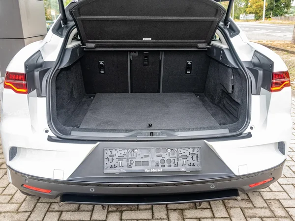 Jaguar I-PACE (2023) — foto 20 van 29