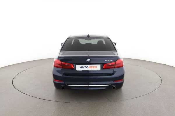 BMW 5-serie (2017) — foto 11 van 16