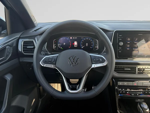 VOLKSWAGEN T-Cross (2026) — foto 2 van 24