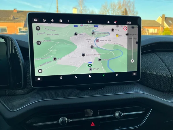 SKODA Kodiaq (2024) — foto 9 van 9