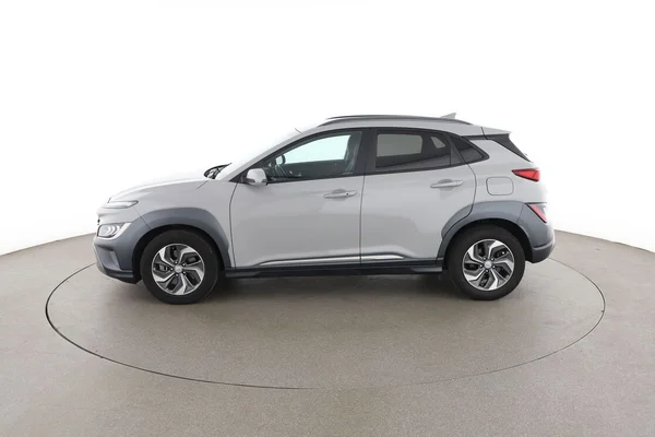 Hyundai Kona (2023) — foto 9 van 16
