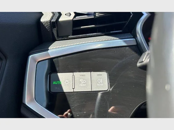 Audi Q3 Sportback (2022) — foto 18 van 29