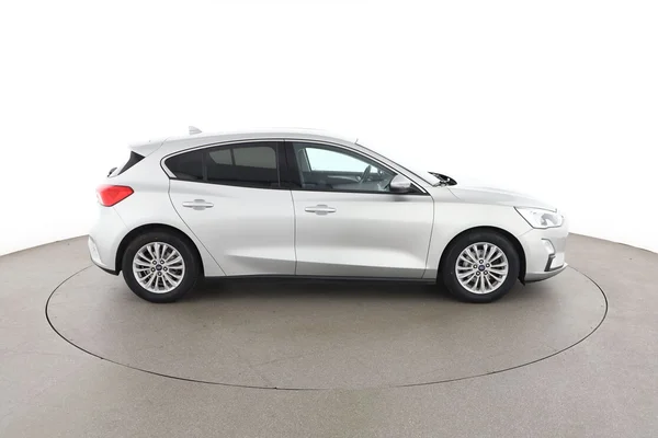 Ford Focus (2019) — foto 13 van 16