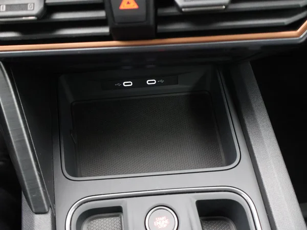 CUPRA Leon e-Hybrid (PHEV) (2023) — foto 10 van 31