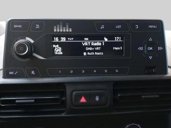 Peugeot Rifter (2021) — foto 3 van 18