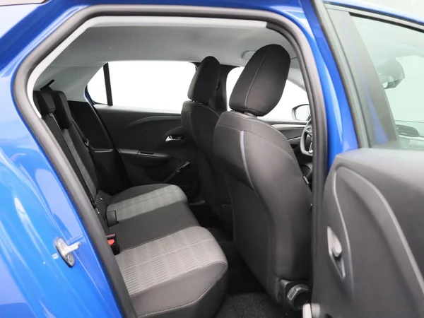 Opel Corsa (2022) — foto 24 van 36
