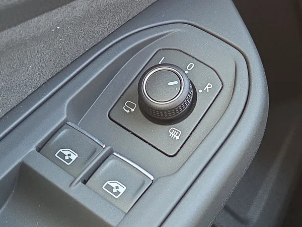 VOLKSWAGEN Golf VIII (2025) — foto 6 van 20