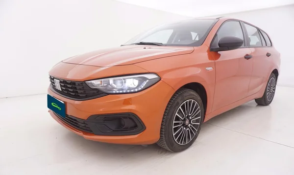 Fiat Tipo SW Cross (2023) — foto 26 van 27