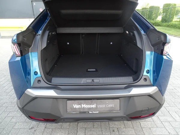 Peugeot e-3008 (2025) — foto 6 van 18