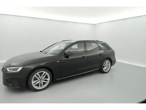 AUDI A4 Avant (2023) — foto 25 van 36