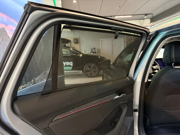 SKODA Superb Combi (2025) — foto 9 van 18