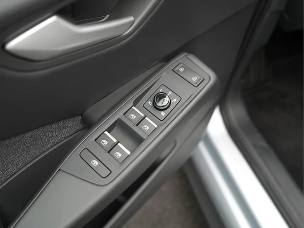 VOLKSWAGEN ID.3 Neo (2026) — foto 2 van 25