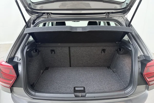 Volkswagen Polo (2018) — foto 17 van 21